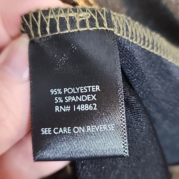 Torrid Liquid Shine Surplice Split Sleeve Peplum Top, NWT, 2X - Picture 6 of 7